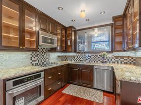 875 Comstock Avenue 1A, Los Angeles CA 90024