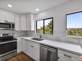 1805 Mackinnon Avenue, Cardiff By The Sea CA 92007