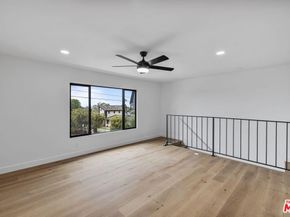 1805 Mackinnon Avenue, Cardiff By The Sea CA 92007