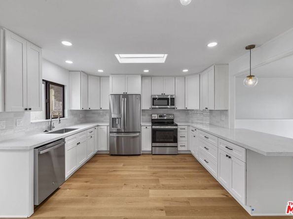 1805 Mackinnon Avenue, Cardiff By The Sea CA 92007