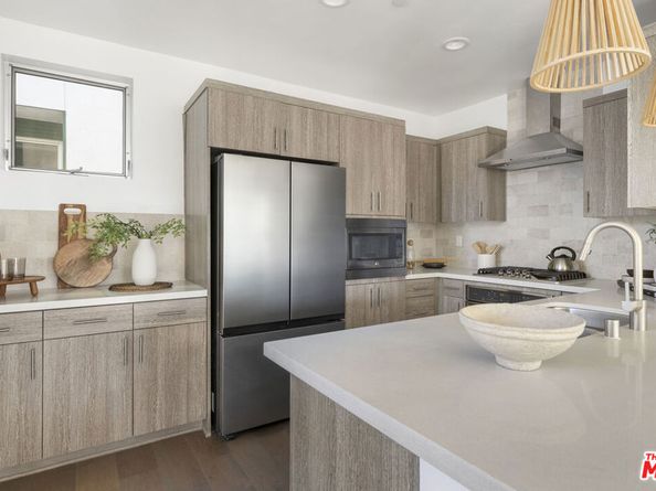 1767 N New Hampshire Avenue, Los Angeles CA 90027