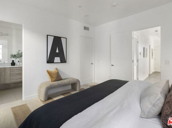 1767 N New Hampshire Avenue, Los Angeles CA 90027