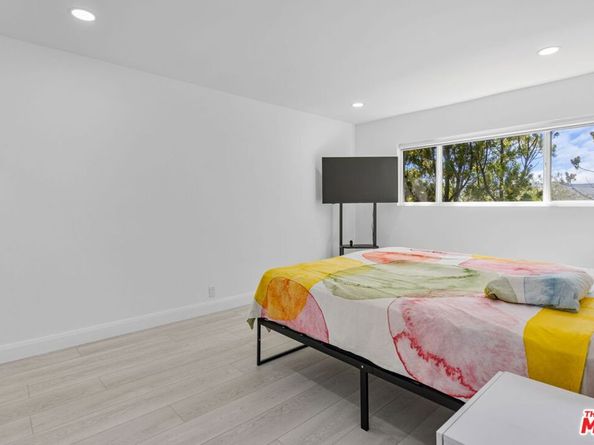 803 25th Street, Santa Monica CA 90403