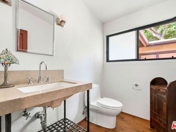 1821 Old Ranch Road, Los Angeles CA 90049