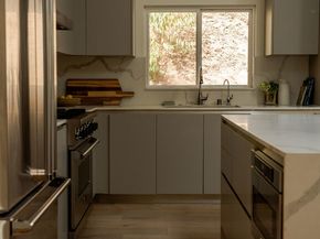 2351 Mariscal Lane, Los Angeles CA 90046