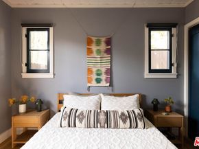 4311 Clayton Avenue, Los Angeles CA 90027