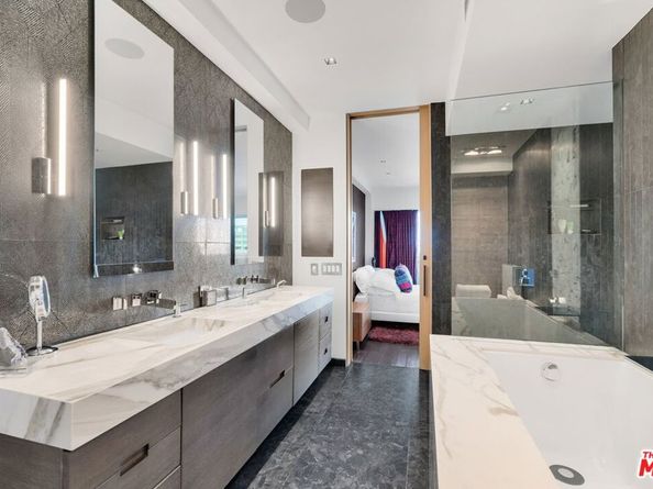 7135 Hollywood Boulevard 802, Los Angeles CA 90046