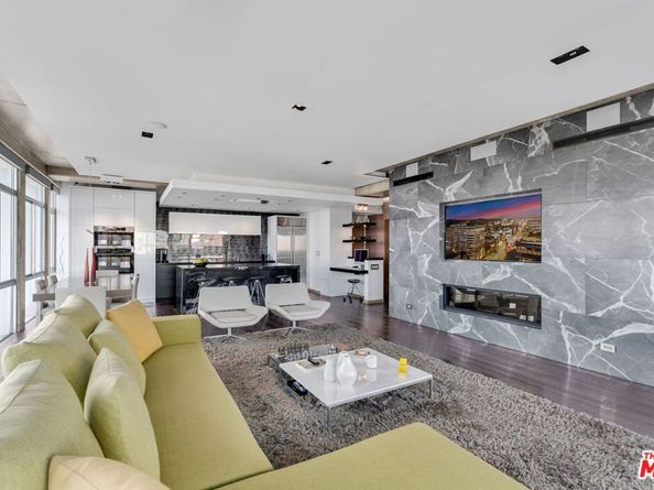 7135 Hollywood Boulevard 802, Los Angeles CA 90046