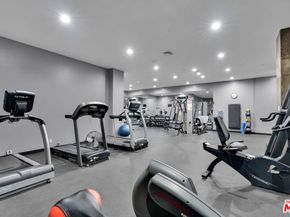 7135 Hollywood Boulevard 802, Los Angeles CA 90046