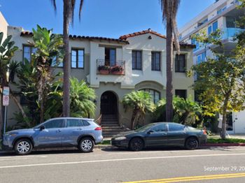 1147 6th Street
