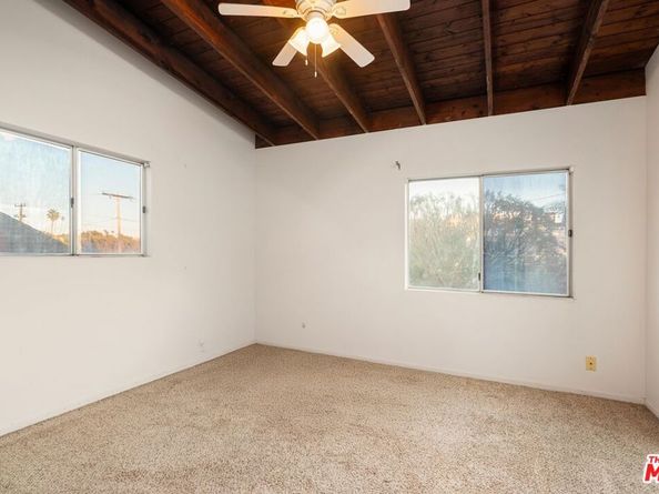 160 Wadsworth Avenue, Santa Monica CA 90405