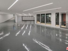 9520 Hidden Valley Road, Beverly Hills CA 90210