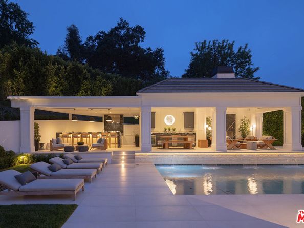 9520 Hidden Valley Road, Beverly Hills CA 90210