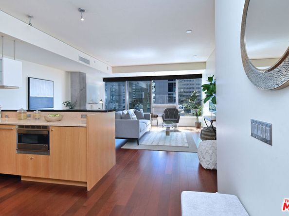 1155 S Grand Avenue 915, Los Angeles CA 90015