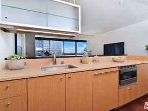 1155 S Grand Avenue 915, Los Angeles CA 90015