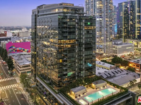 1155 S Grand Avenue 915, Los Angeles CA 90015