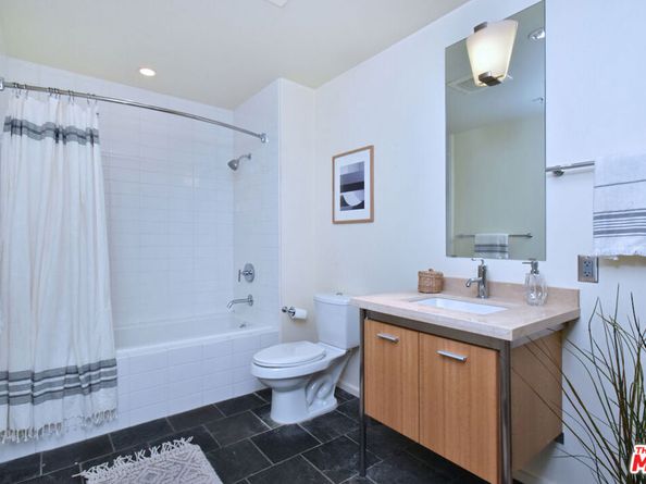 1155 S Grand Avenue 915, Los Angeles CA 90015