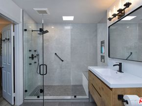 4140 Warner Boulevard 302, Burbank CA 91505