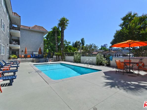 4140 Warner Boulevard 302, Burbank CA 91505