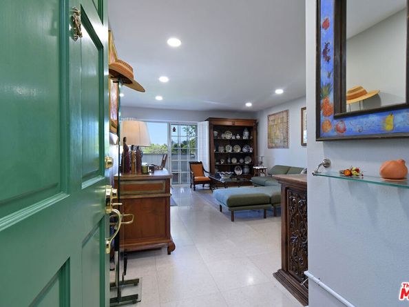 4140 Warner Boulevard 302, Burbank CA 91505