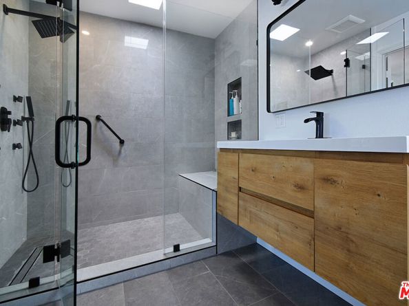 4140 Warner Boulevard 302, Burbank CA 91505