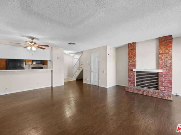 21219 Roscoe Boulevard 211, Canoga Park CA 91304