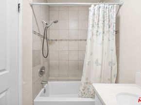 21219 Roscoe Boulevard 211, Canoga Park CA 91304