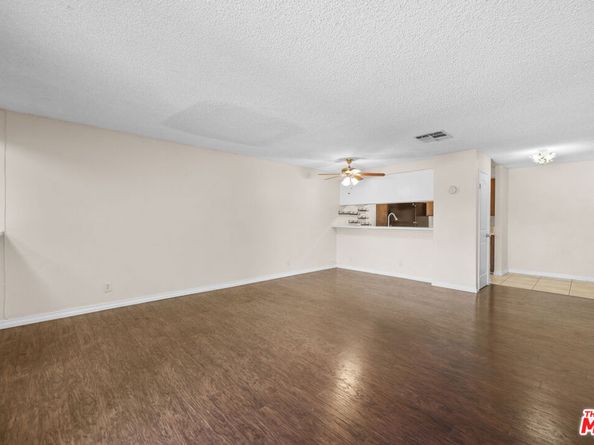 21219 Roscoe Boulevard 211, Canoga Park CA 91304