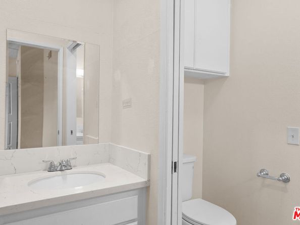 21219 Roscoe Boulevard 211, Canoga Park CA 91304