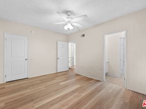 21219 Roscoe Boulevard 211, Canoga Park CA 91304