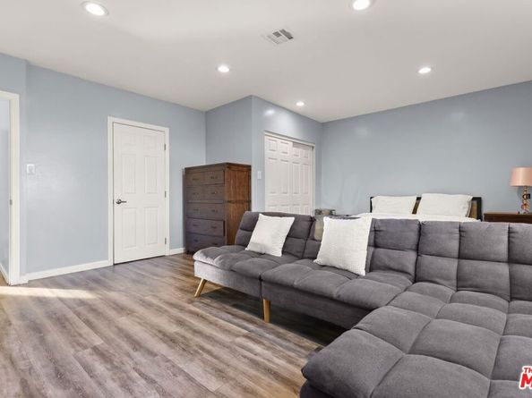 10236 S 1st Avenue, Inglewood CA 90303