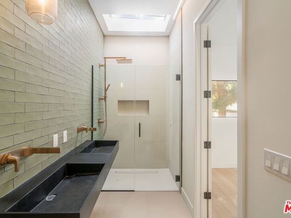 8956 Dicks Street, West Hollywood CA 90069