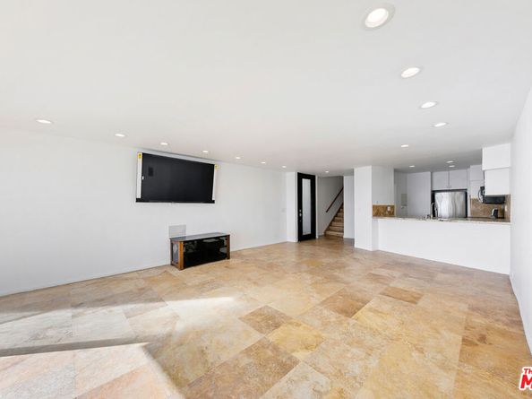 20438 Pacific Coast Highway, Malibu CA 90265