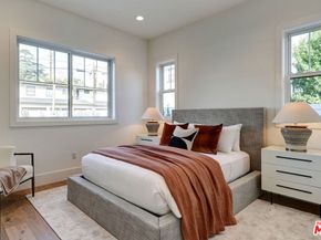 11729 Hartsook Street, Valley Village CA 91607