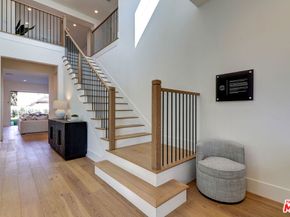 11729 Hartsook Street, Valley Village CA 91607