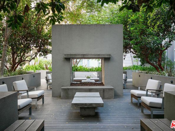 4080 Glencoe Avenue 219, Marina Del Rey CA 90292