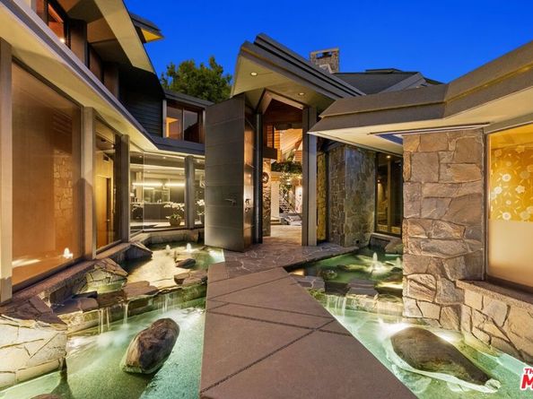 15216 Antelo Place, Los Angeles CA 90077