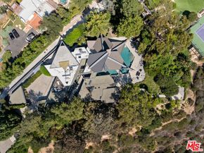 15216 Antelo Place, Los Angeles CA 90077