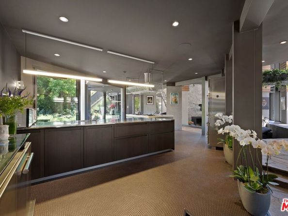 15216 Antelo Place, Los Angeles CA 90077