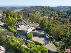 15216 Antelo Place, Los Angeles CA 90077