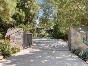 15216 Antelo Place, Los Angeles CA 90077