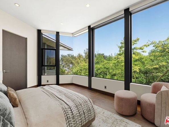 15216 Antelo Place, Los Angeles CA 90077