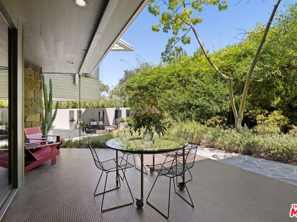 15216 Antelo Place, Los Angeles CA 90077