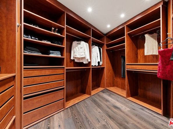 15216 Antelo Place, Los Angeles CA 90077