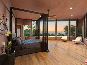 15216 Antelo Place, Los Angeles CA 90077