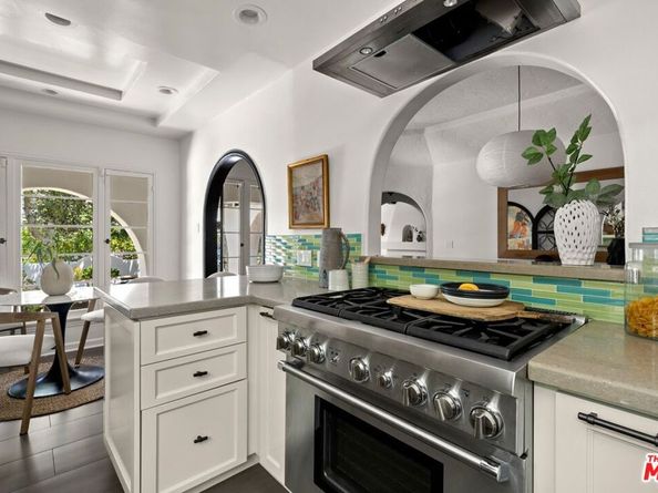 6410 Drexel Avenue, Los Angeles CA 90048