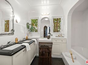 6410 Drexel Avenue, Los Angeles CA 90048