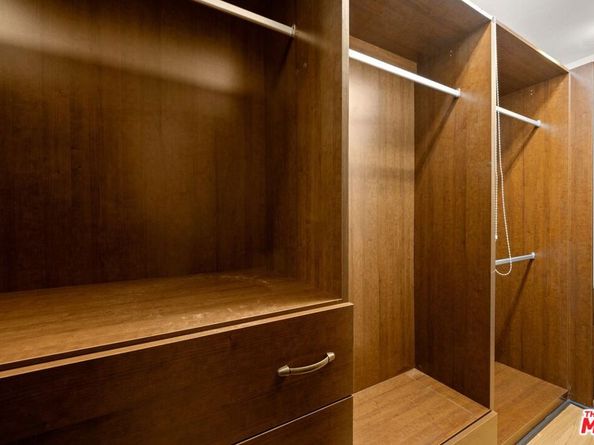 6410 Drexel Avenue, Los Angeles CA 90048