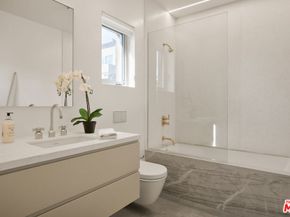 533 Grand Boulevard, Venice CA 90291