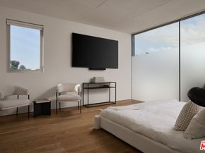 533 Grand Boulevard, Venice CA 90291